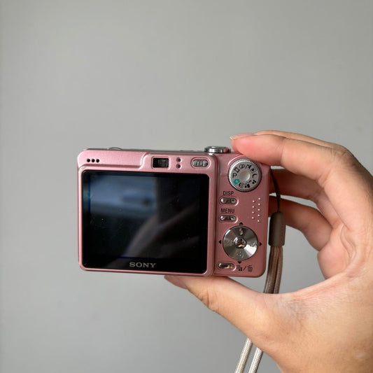 Used Digital Camera | Sony Cybershot Digital Camera in pink 🎀 DSC-W55 7.2MP | Complete Set