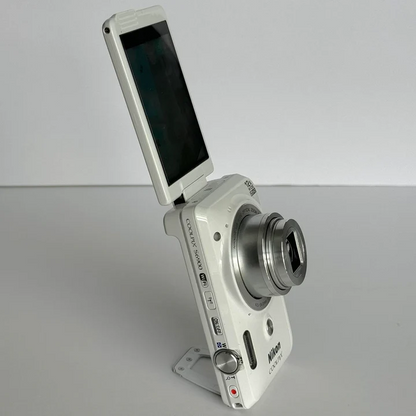 Pre-Owend Digital Camera Bundle  RARE Glossy White 🤍 ˚⊹ ⋆