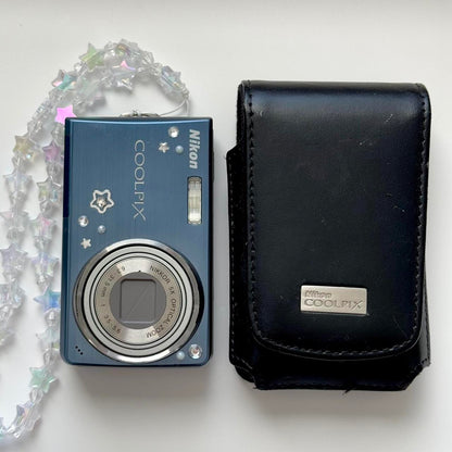 Used Digital Camera | Nikon Coolpix S550 Digital Camera | Complete Set